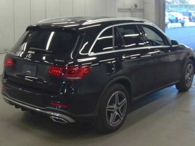 MERCEDES BENZ AMG GLC