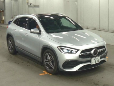MERCEDES BENZ GLA