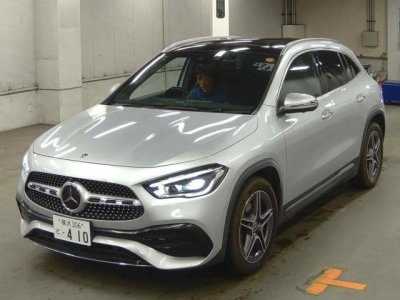 MERCEDES BENZ GLA