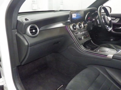 MERCEDES BENZ AMG GLC