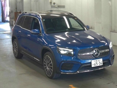 MERCEDES BENZ GLB