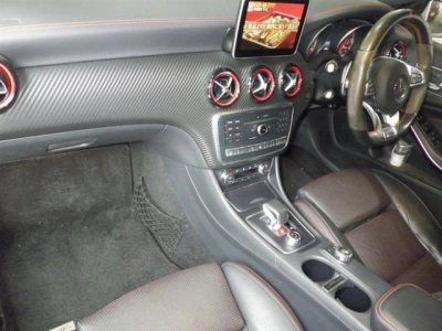 MERCEDES BENZ AMG A CLASS