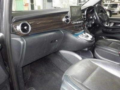 MERCEDES BENZ V CLASS