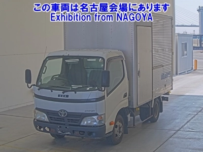 TOYOTA DYNA