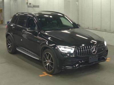 MERCEDES BENZ AMG GLC