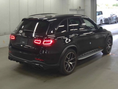 MERCEDES BENZ AMG GLC