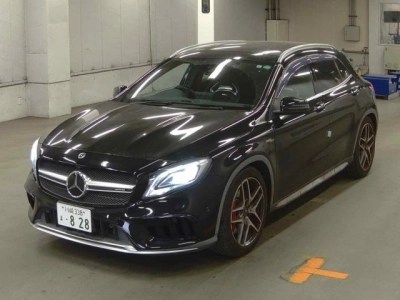 MERCEDES BENZ AMG GLA