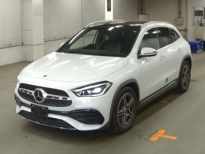 MERCEDES BENZ GLA