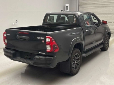 TOYOTA HILUX PICK UP