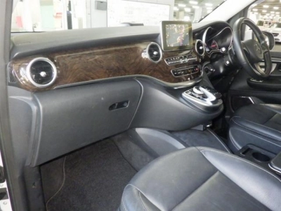 MERCEDES BENZ V CLASS