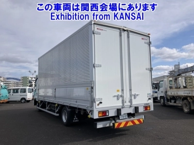 MITSUBISHI FUSO FIGHTER
