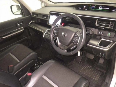 HONDA STEPWGN SPADA