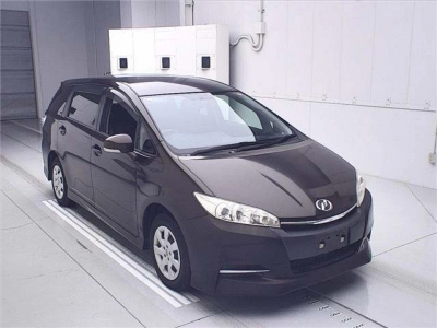 TOYOTA WISH