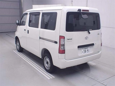 TOYOTA TOWN ACE