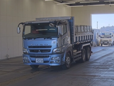 MITSUBISHI FUSO SUPER GREAT