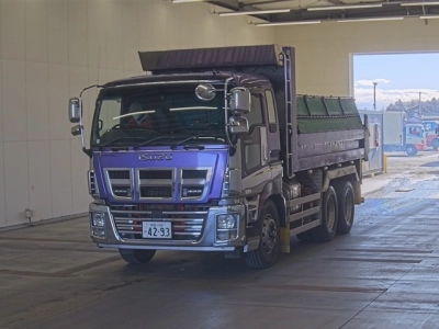 ISUZU GIGA
