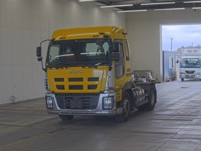 ISUZU GIGA