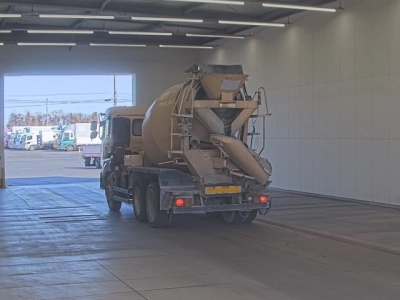 NISSAN DIESEL (UD) QUON