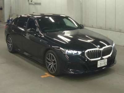 BMW 5 SERIES