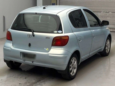 TOYOTA VITZ