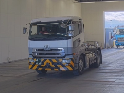NISSAN DIESEL (UD) QUON