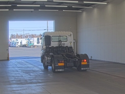 NISSAN DIESEL (UD) QUON