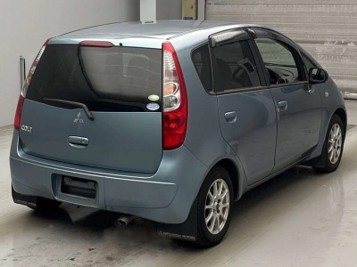 MITSUBISHI COLT