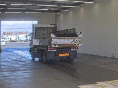 MITSUBISHI FUSO SUPER GREAT