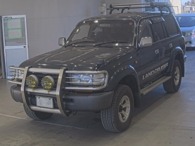 TOYOTA LAND CRUISER