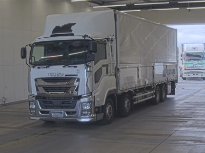 ISUZU GIGA