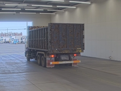 MITSUBISHI FUSO FIGHTER