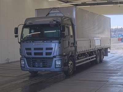 ISUZU GIGA