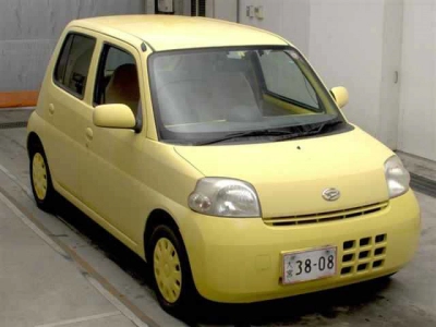 DAIHATSU ESSE