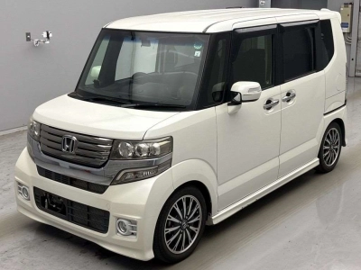 HONDA N BOX CUSTOM
