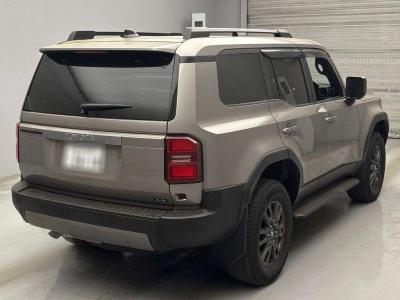 TOYOTA LAND CRUISER 250