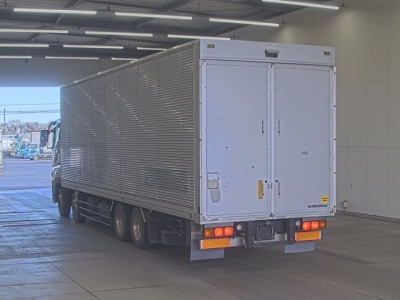 MITSUBISHI FUSO SUPER GREAT