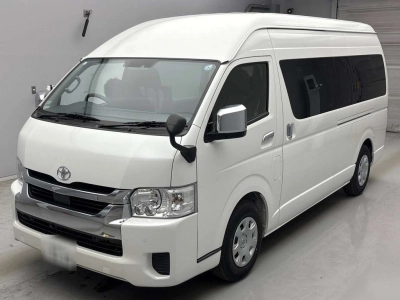 TOYOTA HIACE WAGON