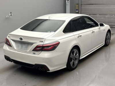 TOYOTA CROWN HYBRID
