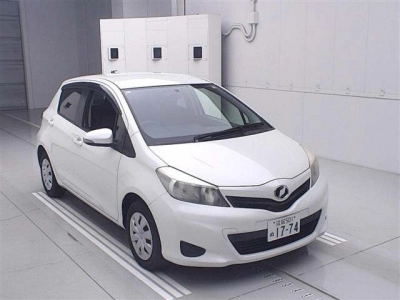 TOYOTA VITZ