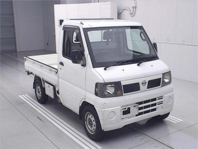 NISSAN CLIPPER