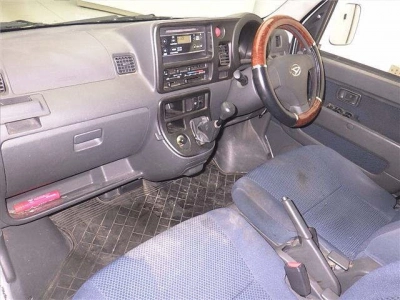 DAIHATSU HIJET CARGO