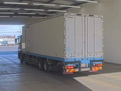 MITSUBISHI FUSO SUPER GREAT