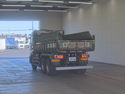 NISSAN DIESEL (UD) QUON