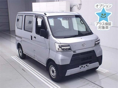 TOYOTA PIXIS VAN