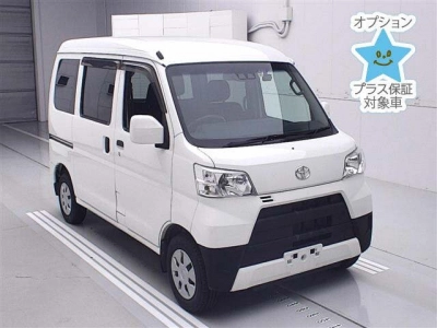 TOYOTA PIXIS VAN