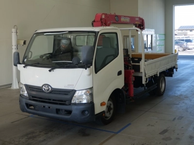 TOYOTA DYNA