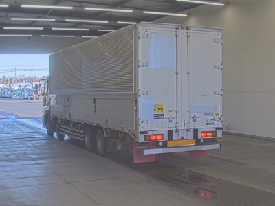 NISSAN DIESEL (UD) QUON