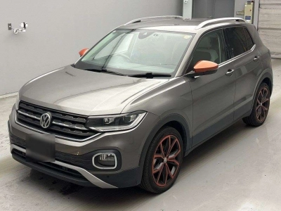 VOLKSWAGEN T-CROSS