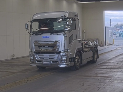 ISUZU GIGA