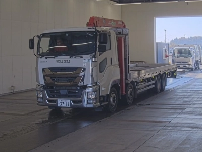 ISUZU GIGA
